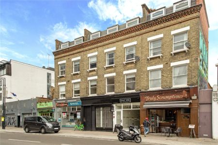 2 bedroom flat in Chalk Farm - Photo 2