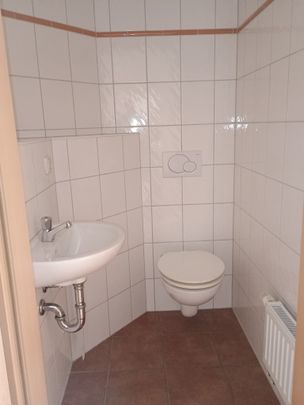 4-Raum- Dachgeschosswohnung mit großem Balkon - Photo 1