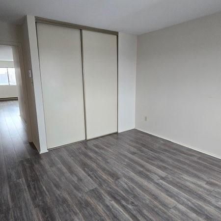 À louer 4 1/2 pour personnes 50 ans et plus St-Hyacinthe - appartement / logement - Photo 4