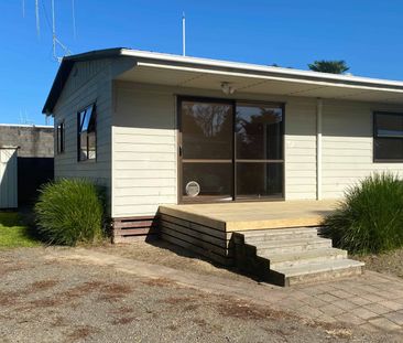 Two bedroom House on Hinewai - Photo 4