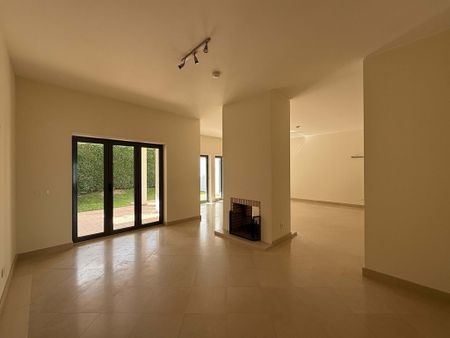 4 bedroom luxury Villa for rent in Cascais, Portugal - Photo 5
