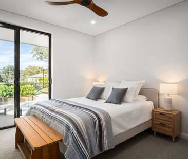 An Extraordinary Bayside Residence of Prestige and Distinction - Photo 5