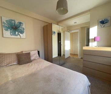 1 bedroom in a house share to rent - Photo 4