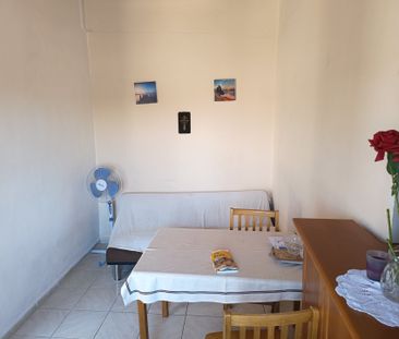 Ενοικιάζεται επιπλωμένη δίχωρη γκαρσονιέρα μόνο σε φοιτητές Θέρισσο... - Photo 3