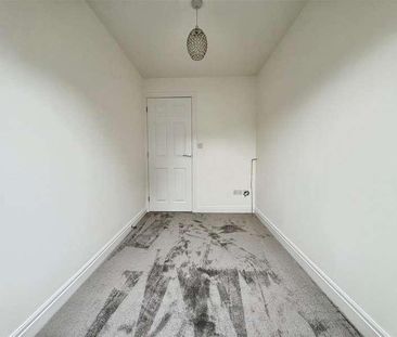 Crown Close, Formby, L37 - Photo 6