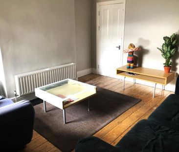 5 bedroom House To Let Total Size: 1184 SQ FT - Photo 3