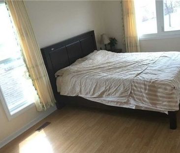 For Lease - 73 Ambercroft Boulevard, Toronto, Ontario - Photo 6