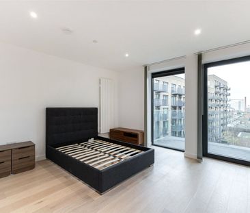 Regalia Close, Silvertown, London, E16 flat to rent - Photo 4