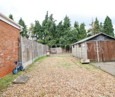 3 bedroom semi-detached house to rent - Photo 1