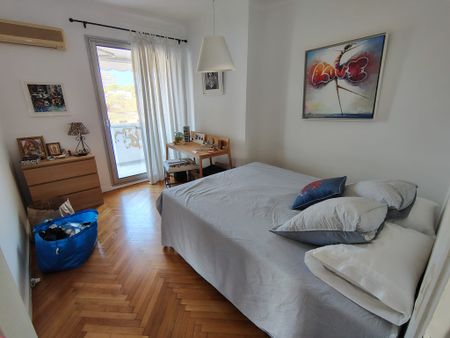 Location Appartement 3 pièces 81m² MARSEILLE 8ème - Photo 5