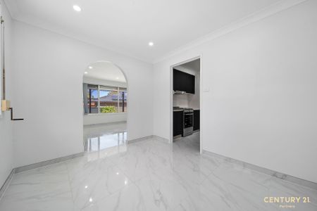 Prime Location! Renovated Family Home! - Photo 5