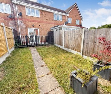 2 bedroom terraced house to rent - Photo 5