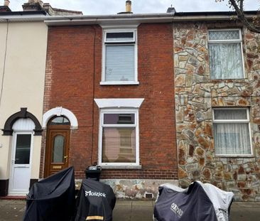 3 bedroom terraced house to rent - Photo 6