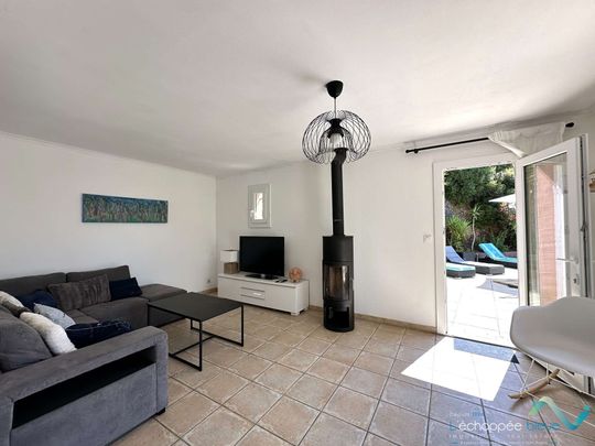 Villa pour 6 personnes avec piscine privée, à deux pas du Golf de Valcros, à La Londe-Les-Maures - Photo 1