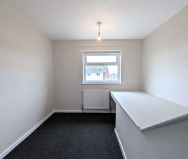 3 bed Semi-Detached House To Let - Photo 5