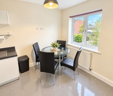 3 Bed Terraced House, Cable Place, LS10 - Photo 2