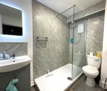 Sivell Place, Exeter - Photo 2