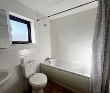 Bielby Drive, Beverley - Photo 2