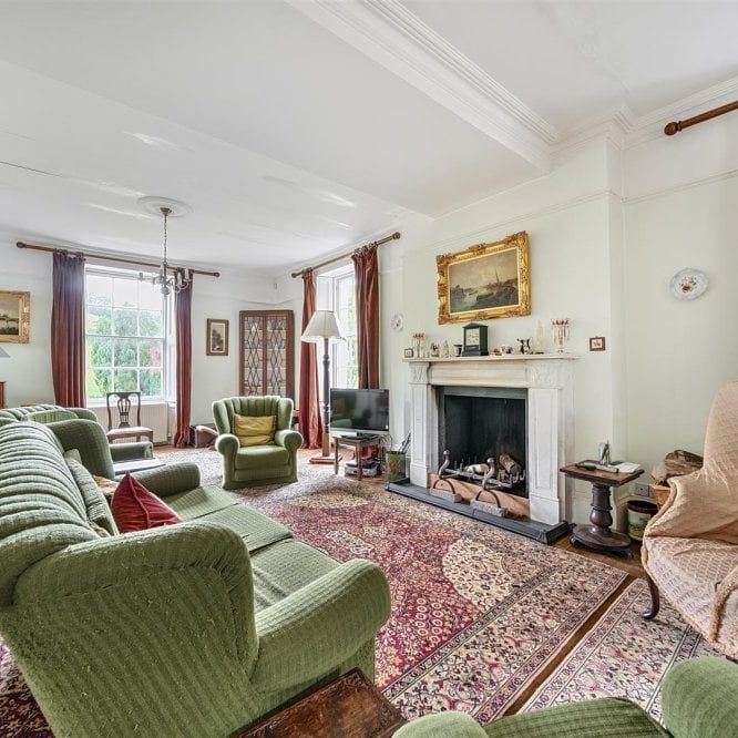 Deymans Hill, Tiverton - Photo 1