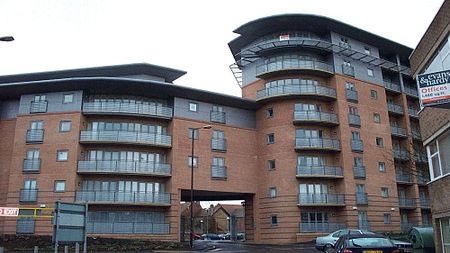 Triumph House, Manor House Drive, City Centre - Photo 4