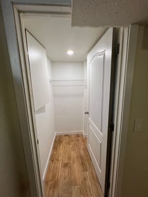 RENOVATED! 2 BDRM MAIN-BASEMENT!!! IN DOWNTOWN - Photo 1