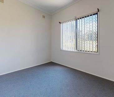 25 Tennent Road, Mount Hutton NSW 2290 - Photo 3