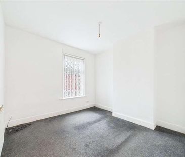 Damien Street, Longsight, Manchester, M12 - Photo 4