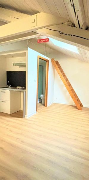 Location Appartement 1 pièce 19m² PERIGUEUX 24000 - Photo 1