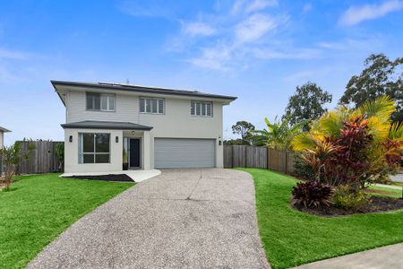 Exquisite Corner Block Property - Your Next Family Home - Photo 5