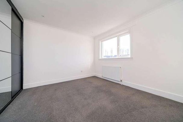 Spey Place, Johnstone, PA5 - Photo 1