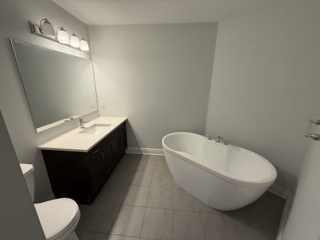 For Lease - 569 Rye Grass Way, Barrhaven, Ontario - Photo 4