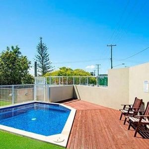 WALKING DISTANCE TO BROADWATER PARKLANDS - Photo 3