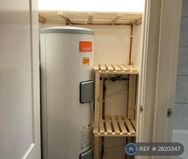 2 bedroom maisonette to rent - Photo 1