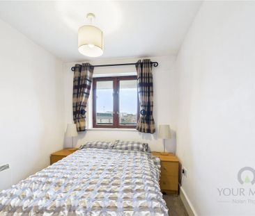 2 bedroom penthouse to rent - Photo 3