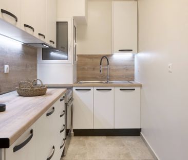 Athens Heart Stay 1BR Apartment in Koukaki - Photo 5
