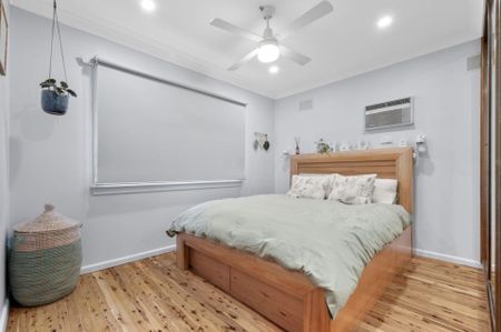 Generous Sized 3 Bedroom Home - Photo 5