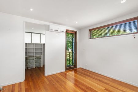 88 Broadway , Elwood. - Photo 5