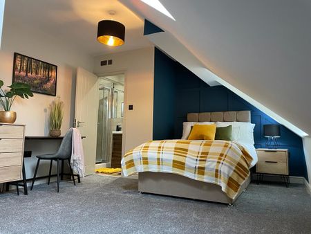 1 bedroom in a house share to rent - Photo 2