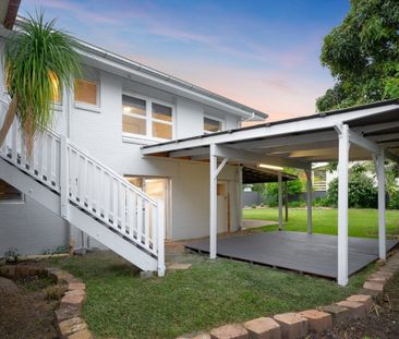 Large Backyard ! - Photo 1