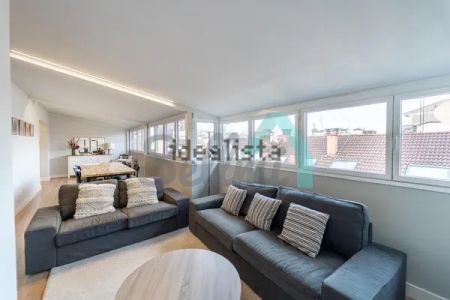 Alquiler de piso en Calle Casimiro Velasco - Foto 2