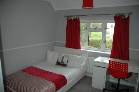 Room in a Shared House, Waverley Crescent, BN1 - Photo 1