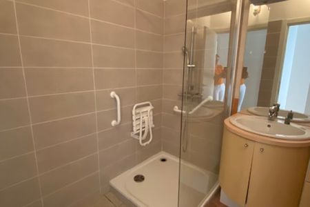 Appartement T3 centre-ville avec ascenseur - Photo 2