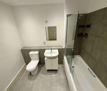 Imperial Drive, Harrow, HA2 - Photo 6