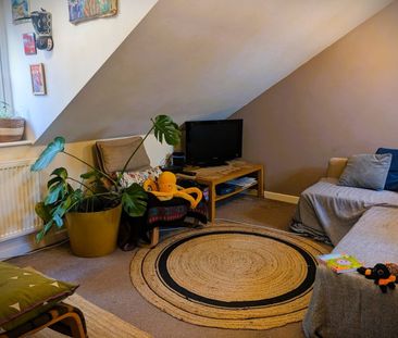 1 Bed Terraced House, Board Mill, BS4 - Photo 2