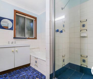 SECOND STOREY UNIT LOCATED IN CENTRAL ALBURY - Photo 4