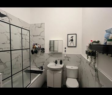 Room in a Shared Flat, Clarendon Street, G20 - Photo 5