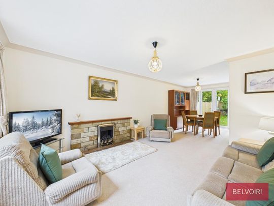 4 bedroom detached house to rent - Photo 1