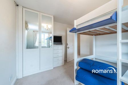 3 bedroom semi-detached house to rent - Photo 3