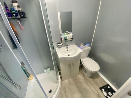 1 bedroom flat to rent - Photo 4