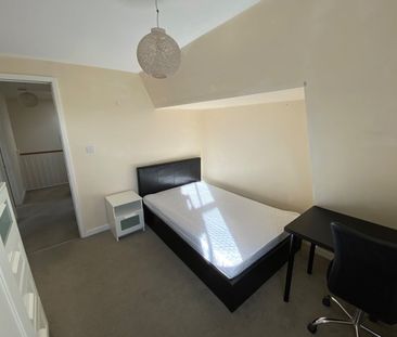 4 Bed Maisonette, Old Farmhouse, BS6 - Photo 6